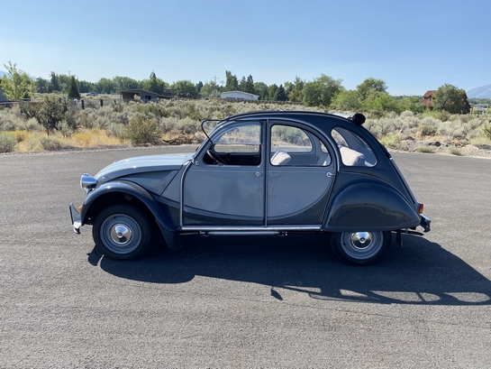 Restored Grey 2CV6 Charleston