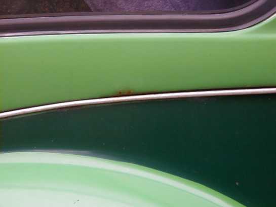 Picture 2 Rust over the aluminum trim