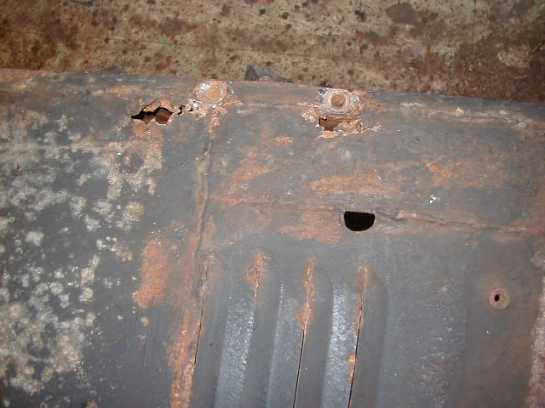 Picture 3  Already welded frame rusted again