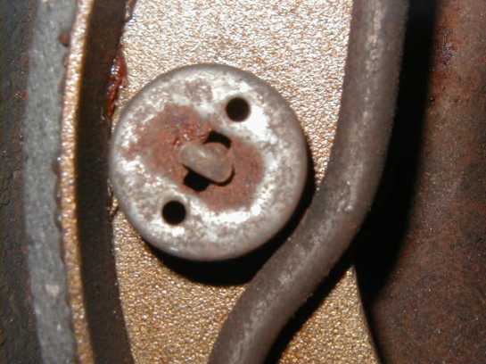 Picture 4 Holder on the brake shoe